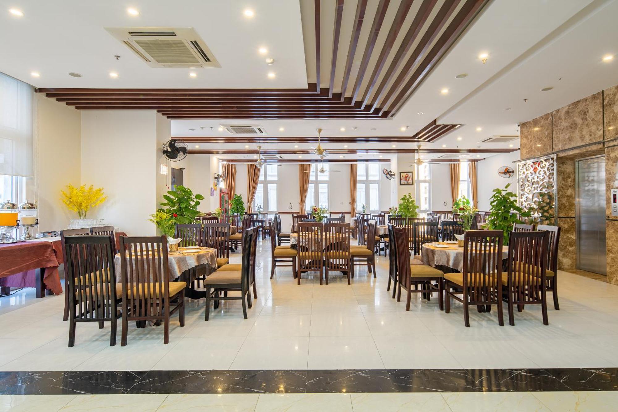 Tay Bac Hotel Дананг Екстериор снимка