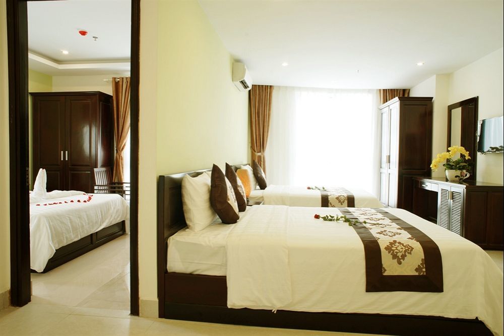 Tay Bac Hotel Дананг Екстериор снимка