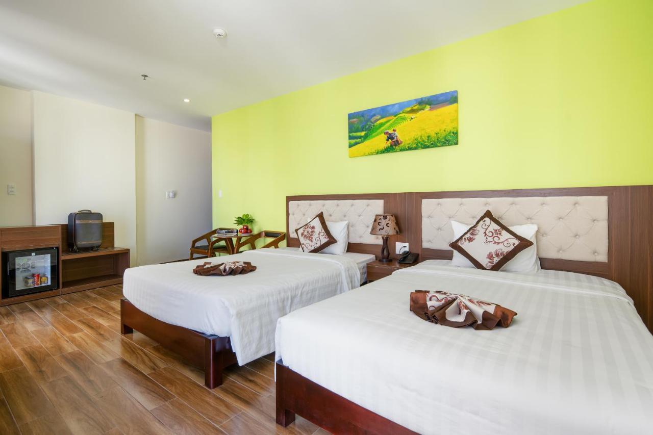 Tay Bac Hotel Дананг Екстериор снимка